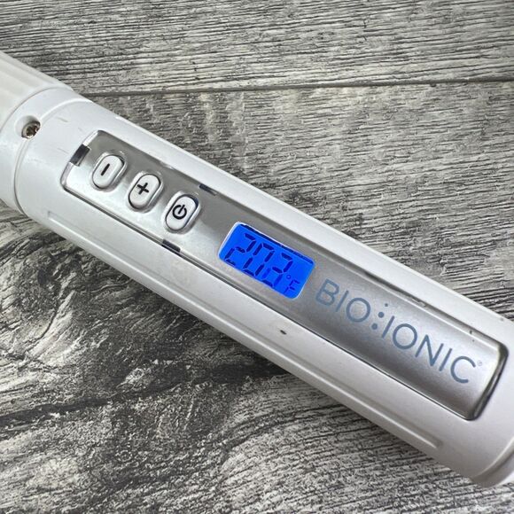 Bio Ionic StyleWinder Rotating Curling Iron – Professional Hair Styling Tool - Picture 5 of 10